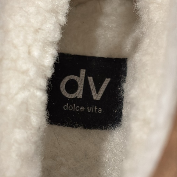 Dolce Vita Cozy Lined Chunky Platform Mini Boots - Picture 2 of 13